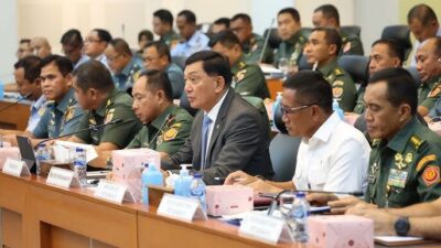 Sentil Pengusaha Berduit, Menhan Minta Alat Berat dan Armada Udara Dikerahkan Bantu BNPB!