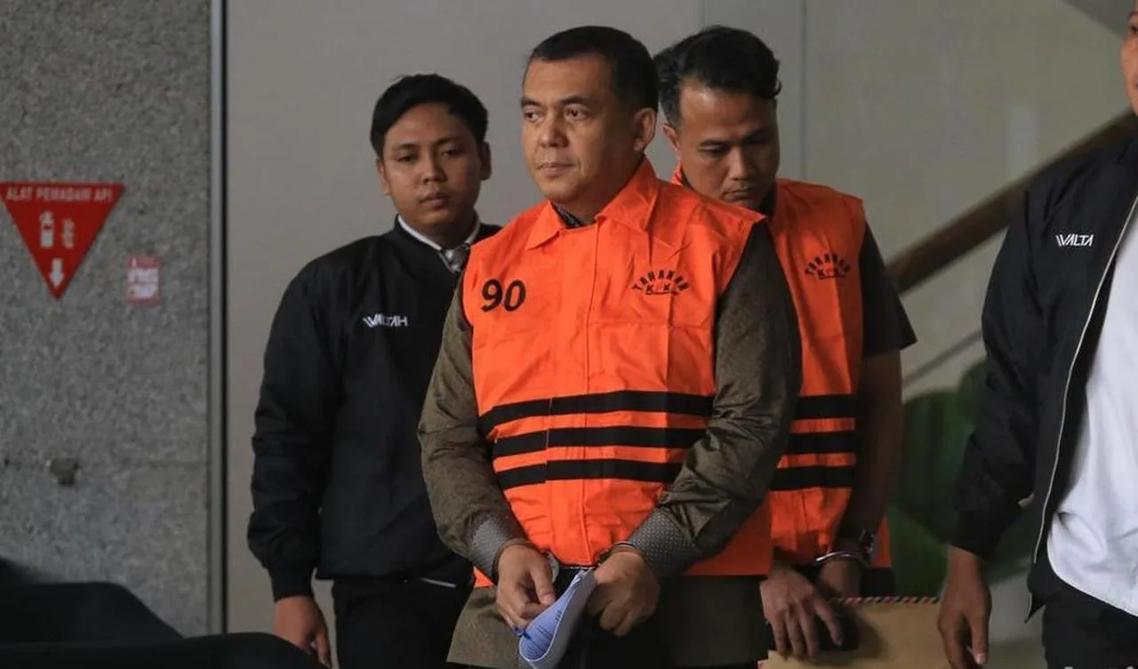 Pakai Rompi Orange, Wamen Silmy Karim Resmi Jadi Tersangka dan Ditahan