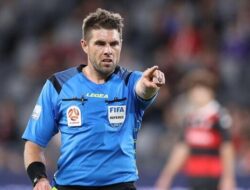 Tak Temukan Bukti, FIFA Nyatakan Wasit Shaun Evans Bersih dari Tuduhan Rasialisme