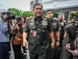 KSAD Maruli : TNI AD Kirim Starlink hingga Cangkul untuk Korban Gempa NTT