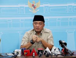 Istana Bantah Isu Haji Isam Ditunjuk Prabowo Pimpin Penanganan Karhutla