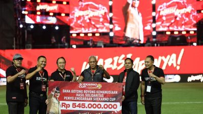 Wujud Solidaritas Bencana NTT, PDIP Serahkan Bantuan Rp545 Juta Hasil Gotong Royong Soekarno Cup