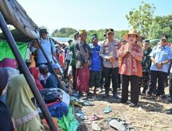 Kapolri Tinjau Dampak Gempa di Manggarai Timur