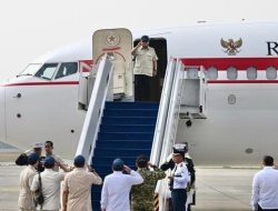 Prabowo Terbang Ke NTT Tinjau Langsung Penanganan Gempa