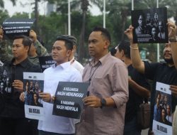 Gelar Doa Bersama, Wartawan Parlemen Berharap 5 Jurnalis Hilang di Delat Sunda Ditemukan Selamat