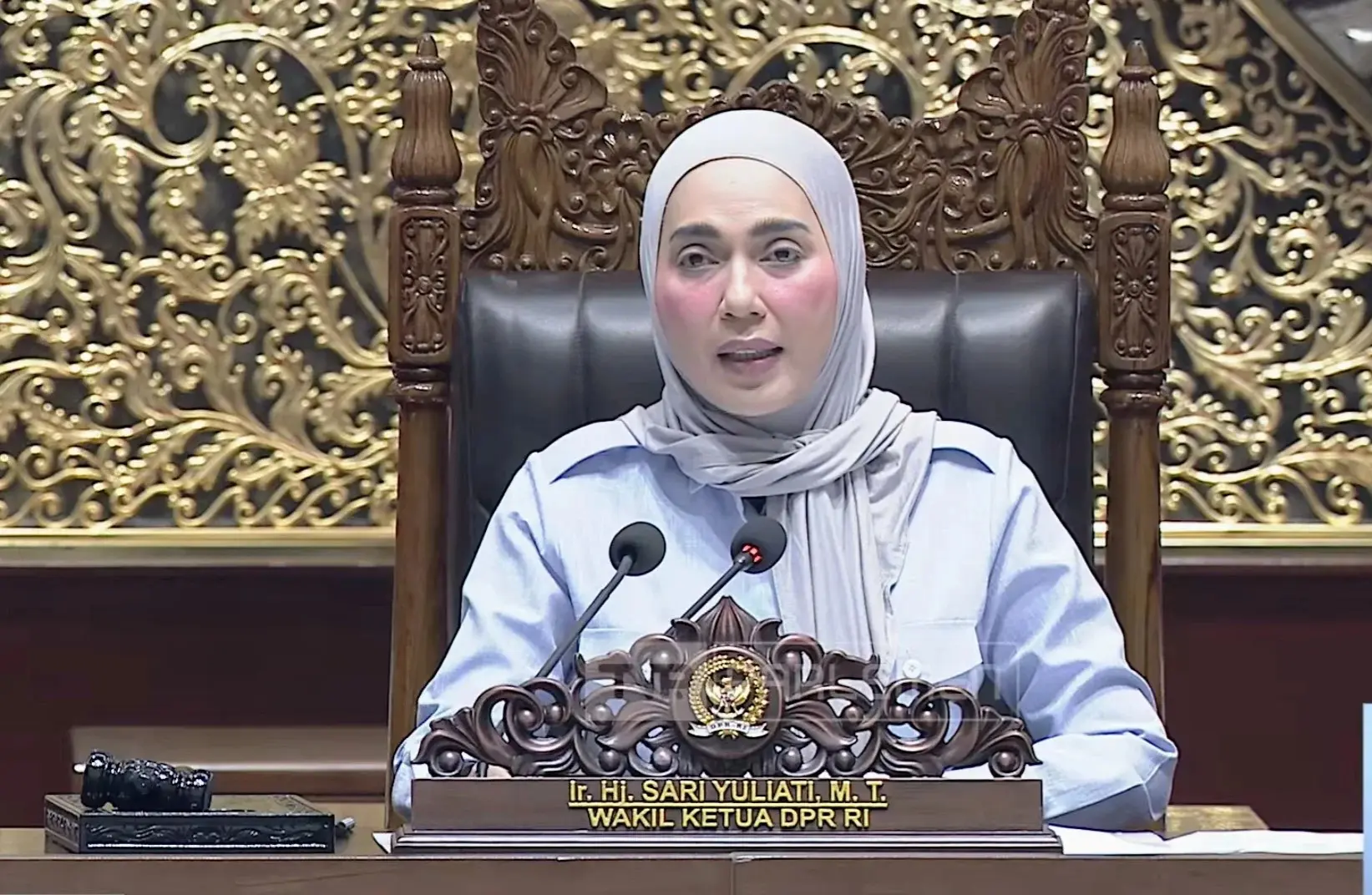 Puan dan Sari Yuliati Pimpin Paripurna DPR Sahkan Undang-Undang Satu Data Indonesia