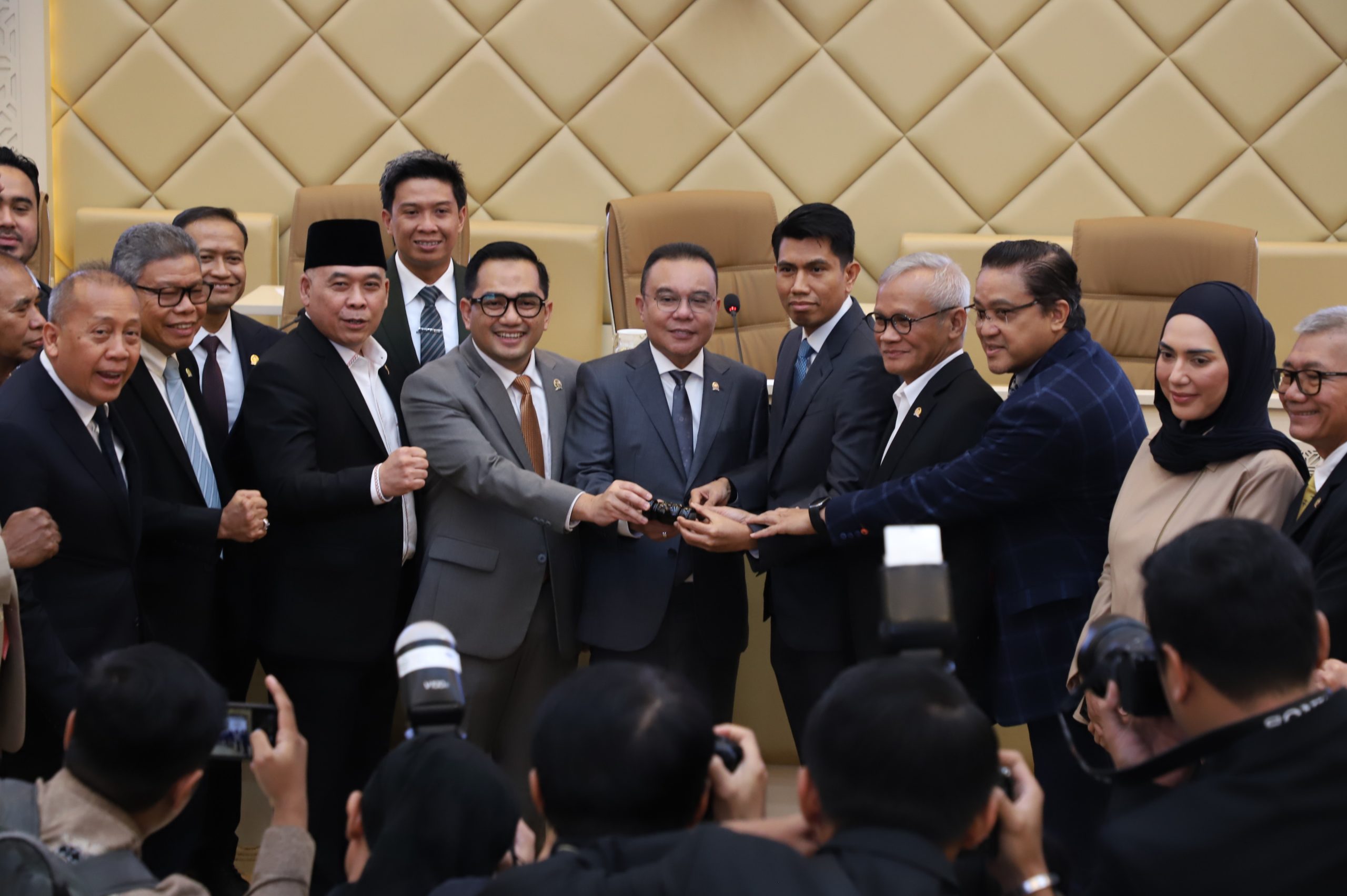 Panja RUU Pemilu Resmi Dipimpin Bahtra Banong