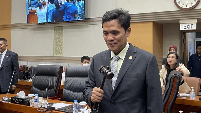 RUU Perampasan Aset Jadi Inisiatif DPR, Komisi III: Pembahasan DIM Dimulai 10 November RUU Perampasan Aset Jadi Inisiatif DPR, Komisi III: Pembahasan DIM Dimulai 10 November