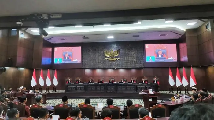 MK Tolak Gugatan Syarat Pendidikan Gibran